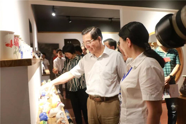 微信图片_20190819092941_副本.jpg