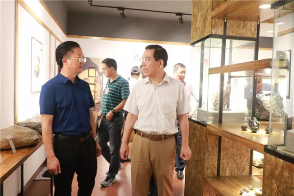 微信图片_20190819092935_副本.jpg