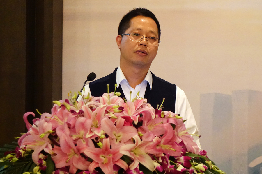 平阳新纪元学校  李德海