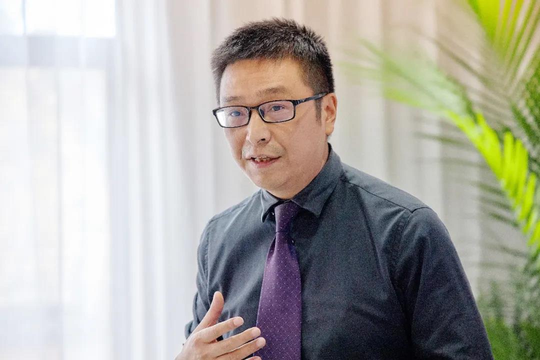 丽江新纪元学校校长胡柏林